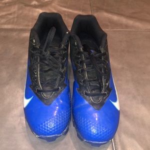 Men’s Cleats Size 7.5